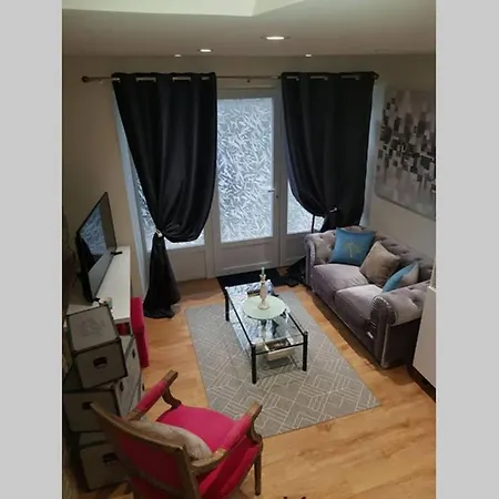 Au Mont Pour Deux Pontorson